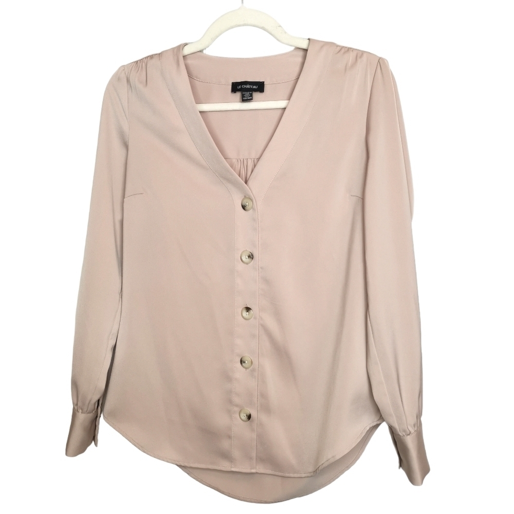 💕2/$20💕 Le Chateau Blush Pink Button Up Blouse
